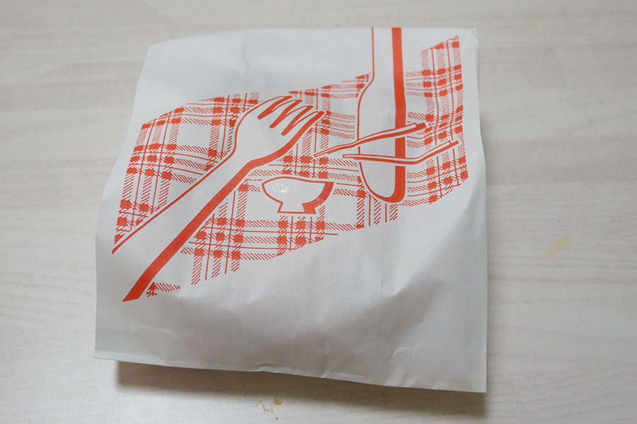 「内野牛肉店(ミートショップ うちの)」の「ロースカツ弁当(640円)」