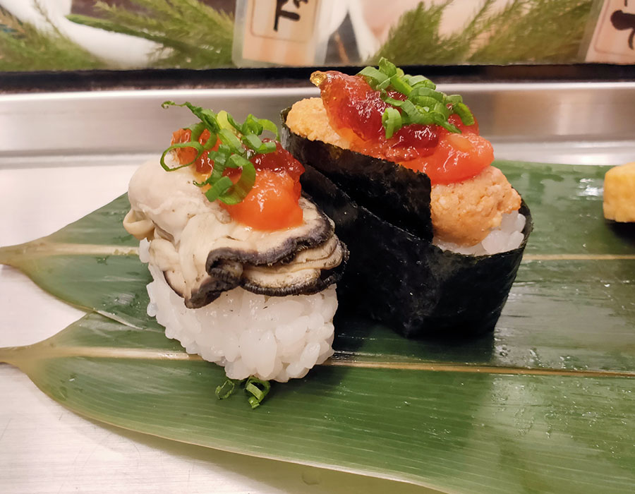 「寿司 魚がし日本一 麹町店」で「旬[寿司10貫](850円)」のランチ